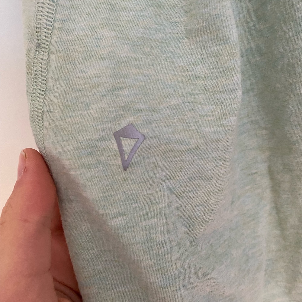 Teal Ivivva Cutout Tank - Picture 4 of 4